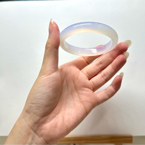 100% Genuine Type A Chalcedony Clear White Jade Bangle - Picture 1 of 11